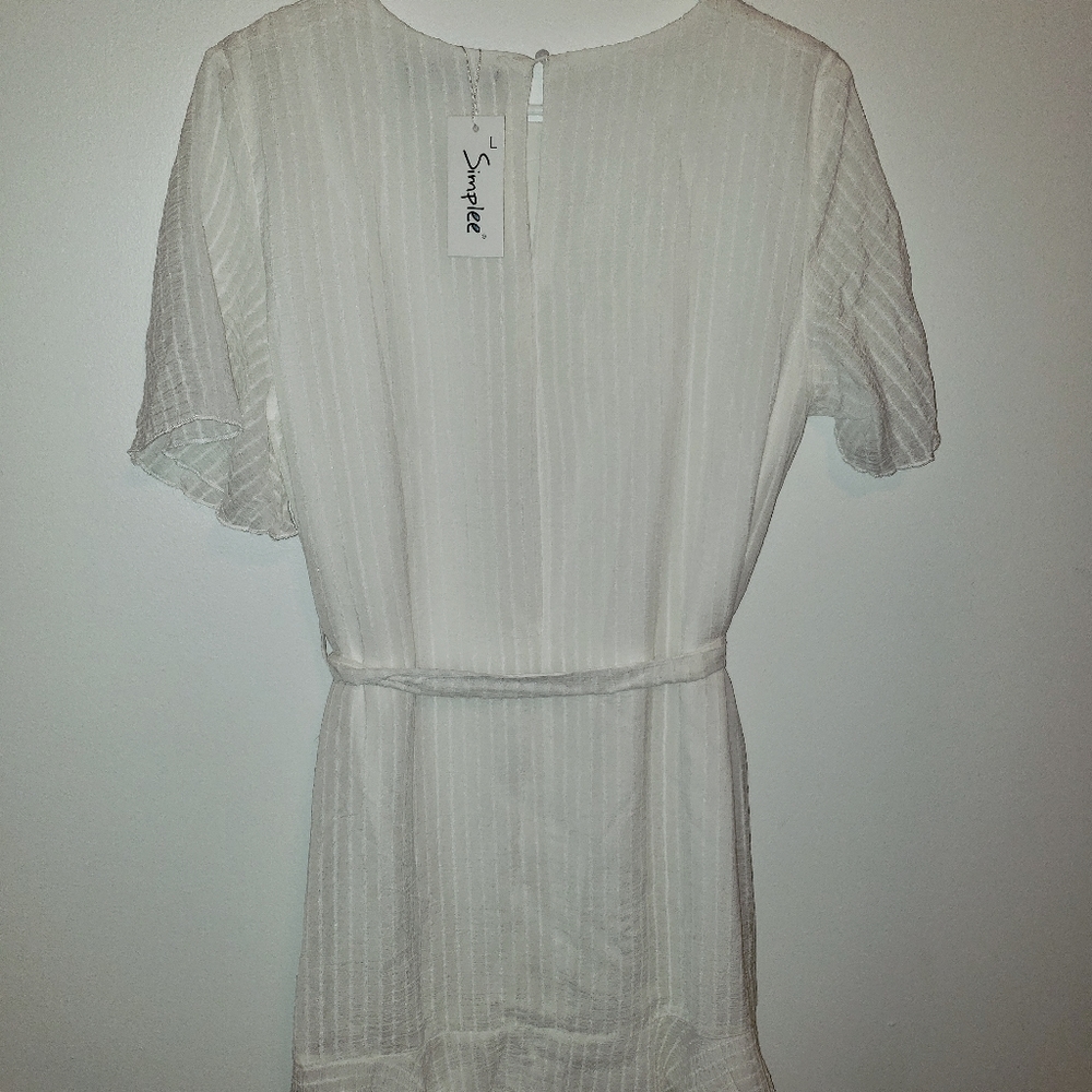 Dress - Picture 2 of 4